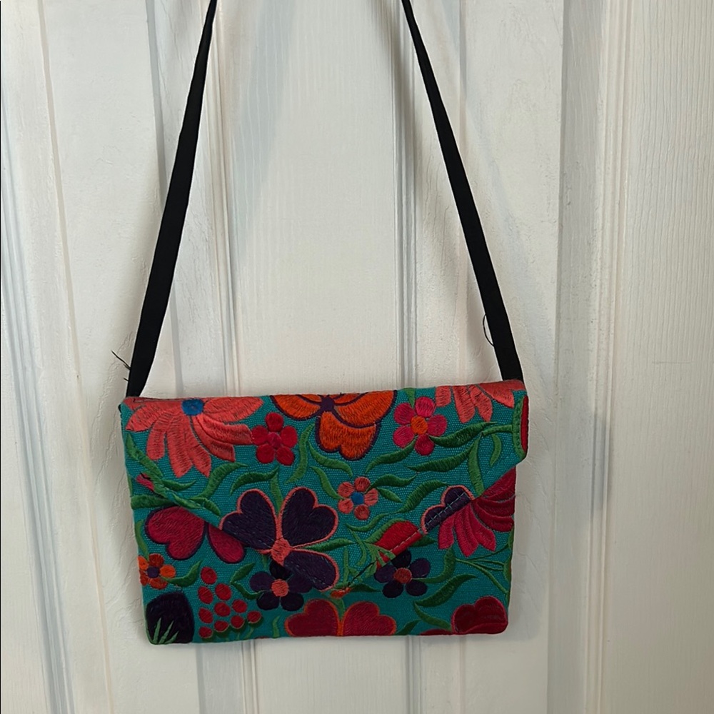 Embroidery envelope clutch